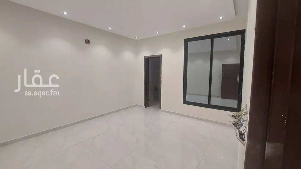 دور 3 غرف في عكاظ 11