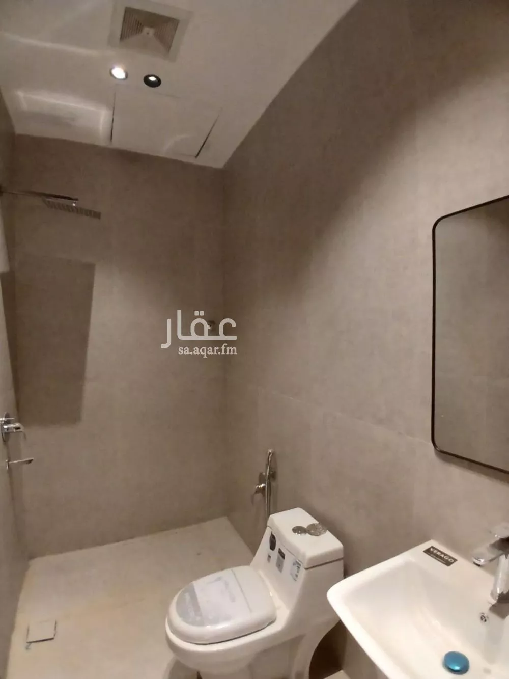 دور 4 غرف في الجنادرية 9