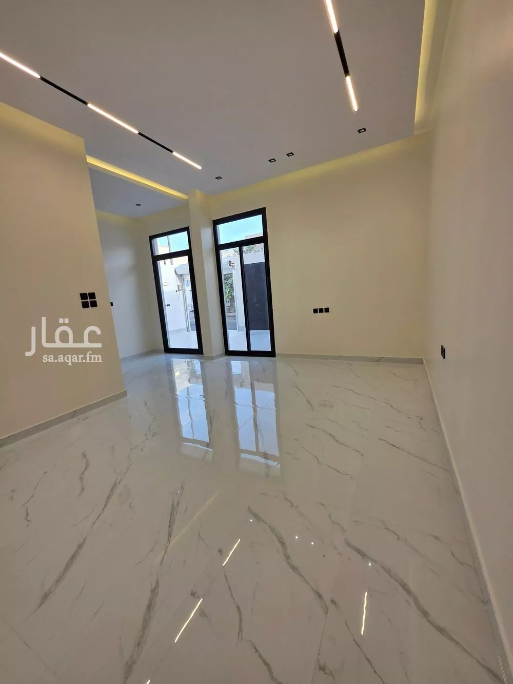 5 bedroom floor in Al Quds 7