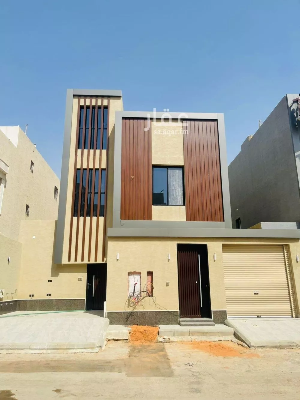 3 bedroom floor in Al Rimal 3