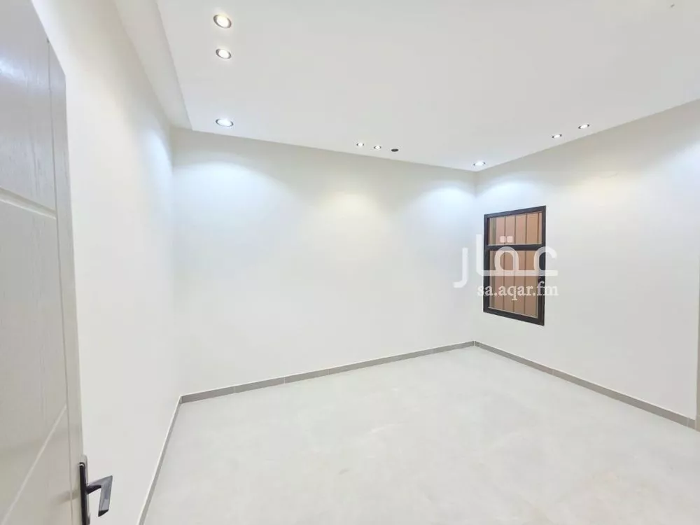 4 bedroom floor in Taibah 7