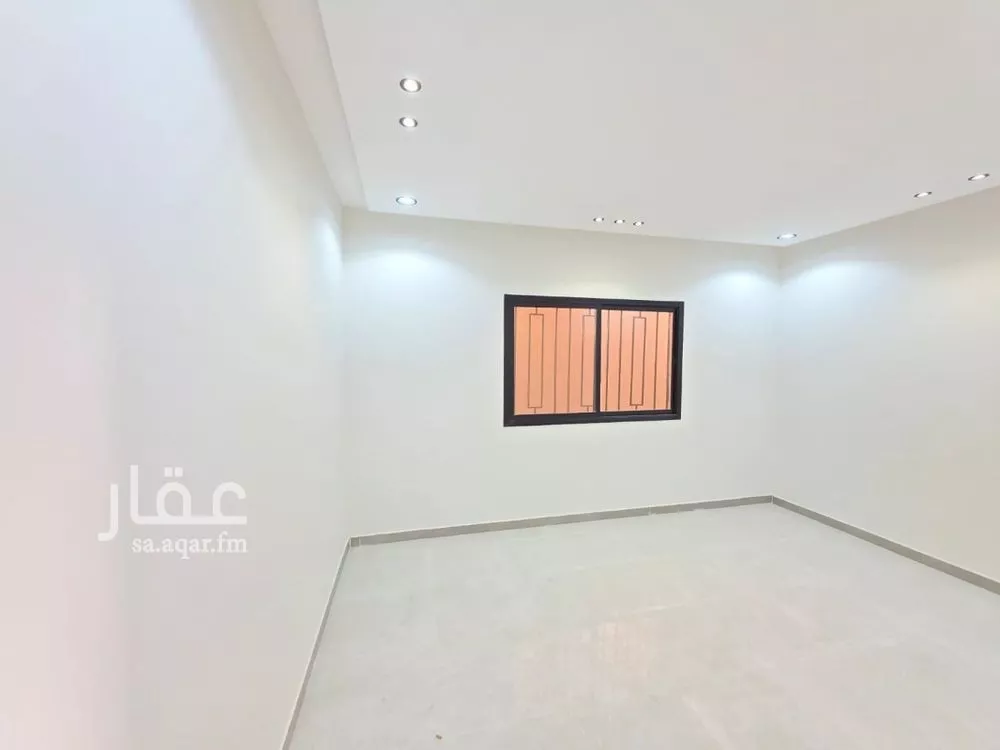 4 bedroom floor in Taibah 9