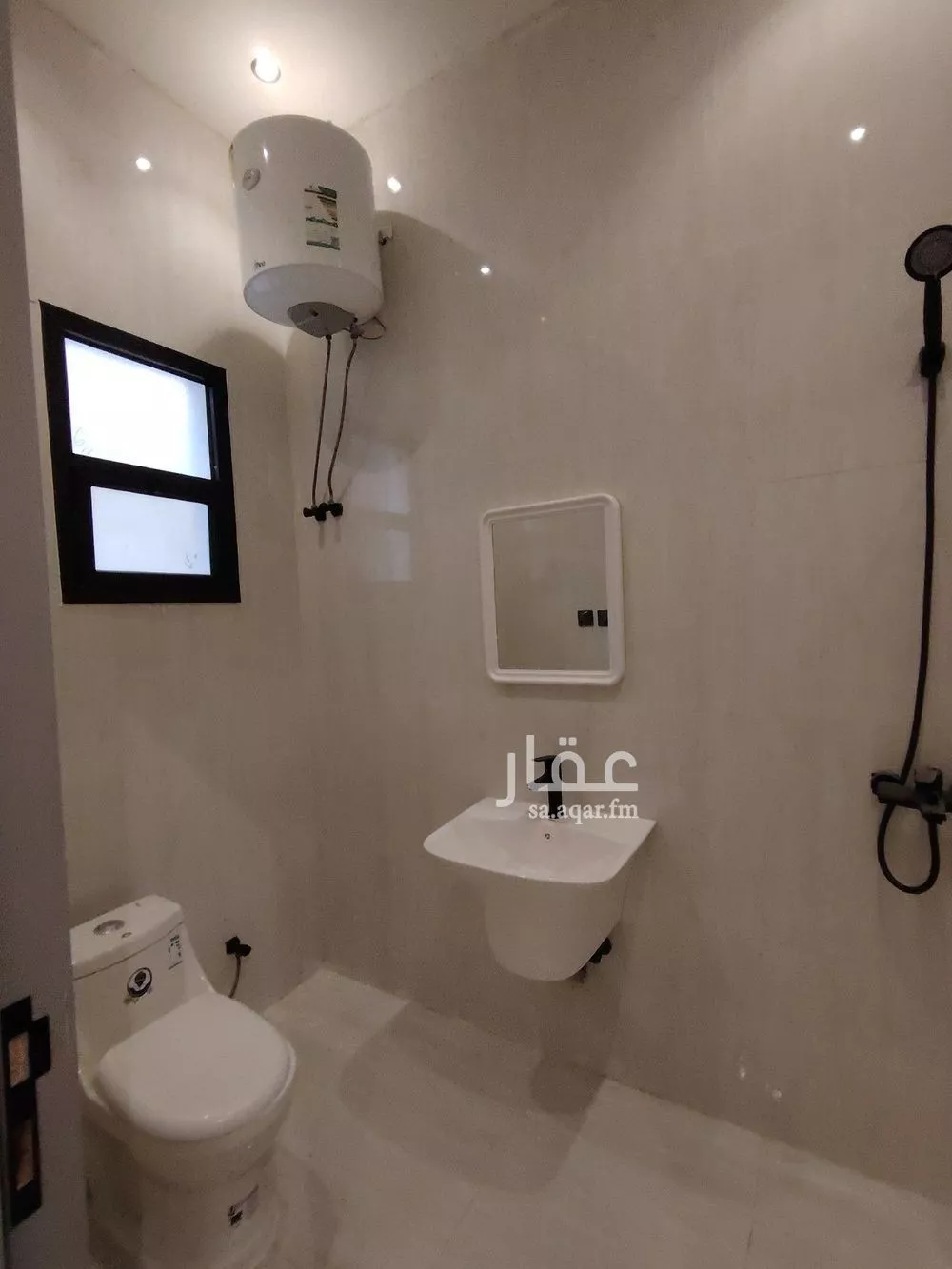 5 bedroom floor in Badr 16