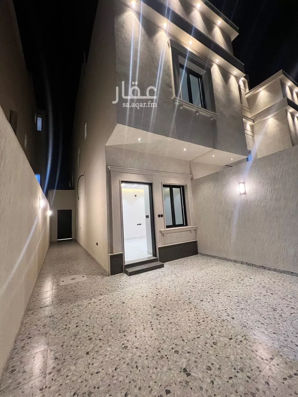 3 bedroom floor in Al Rimal 4