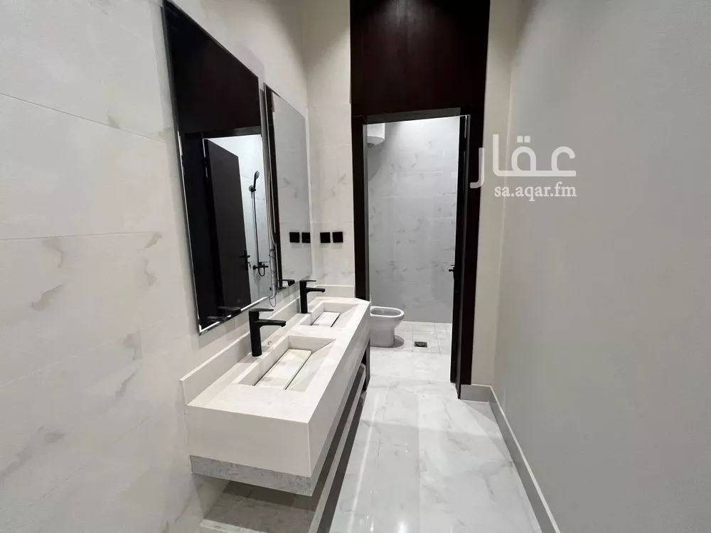 3 bedroom floor in Al Rimal 6