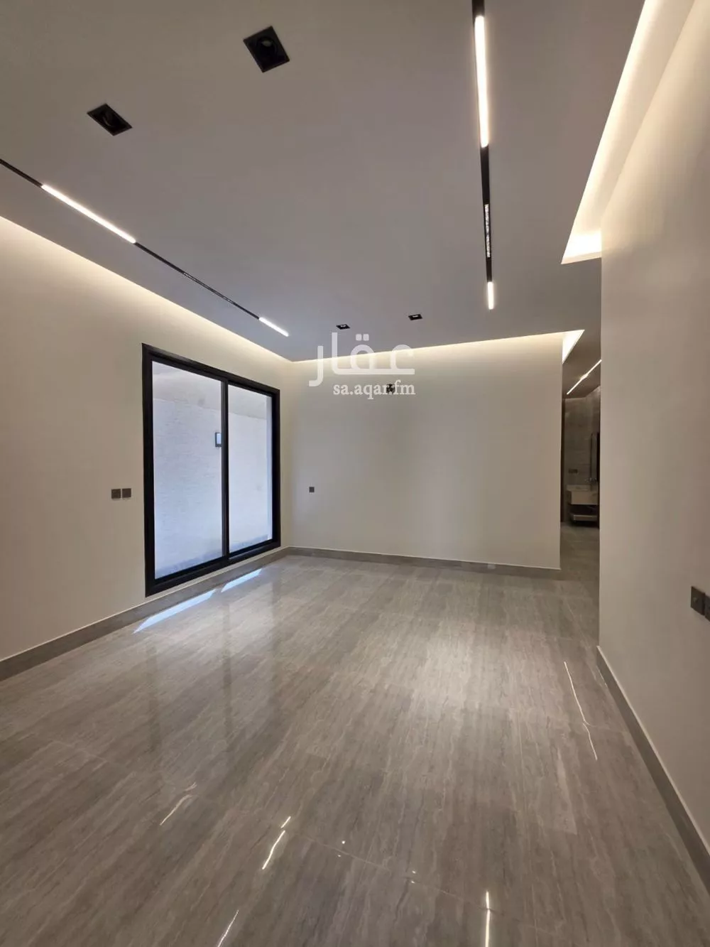 3 bedroom floor in Al Rimal 6