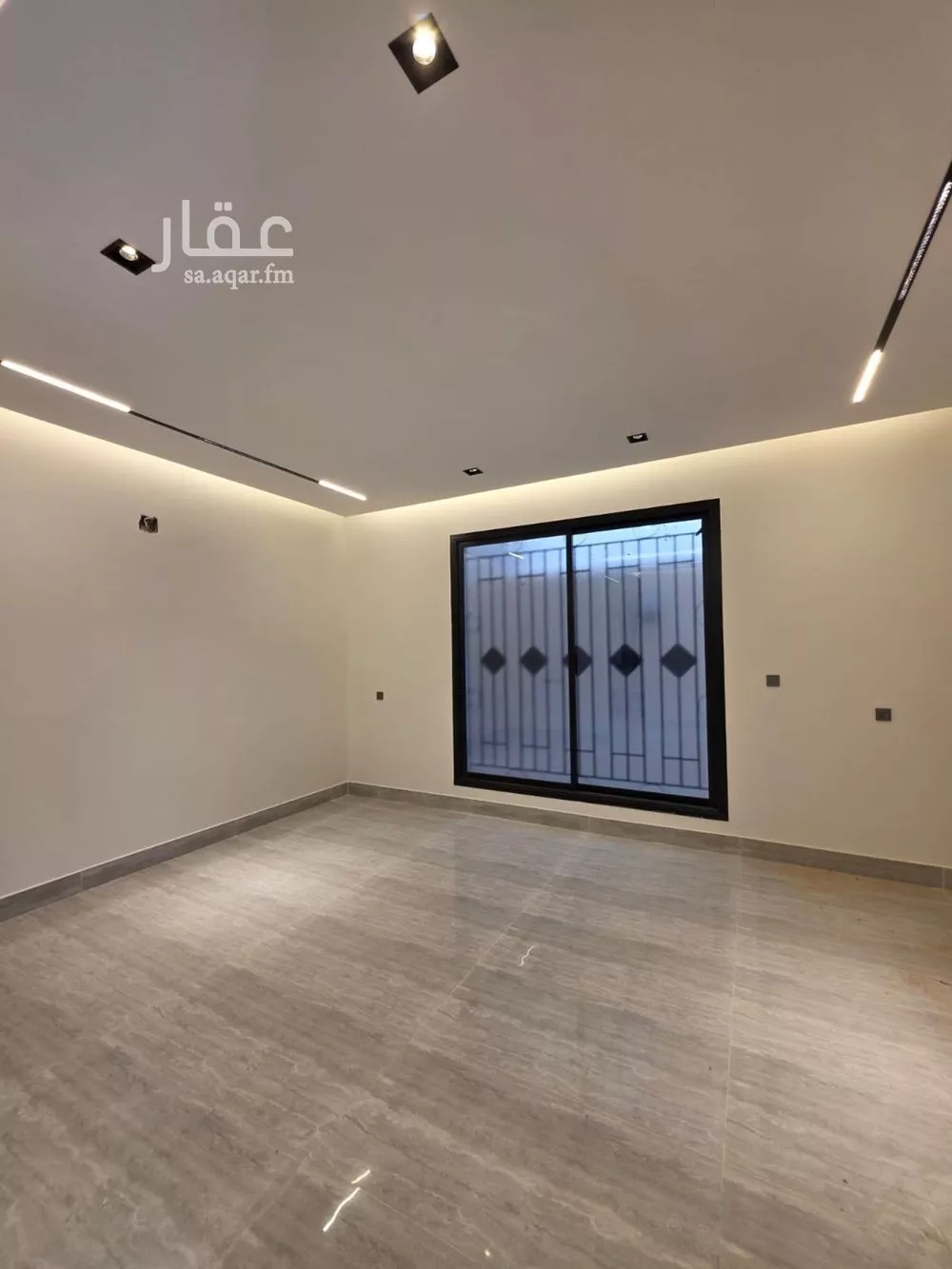 3 bedroom floor in Al Rimal 8