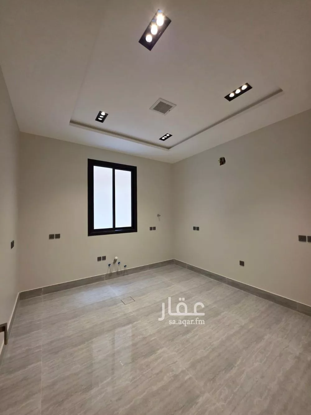 3 bedroom floor in Al Rimal 10