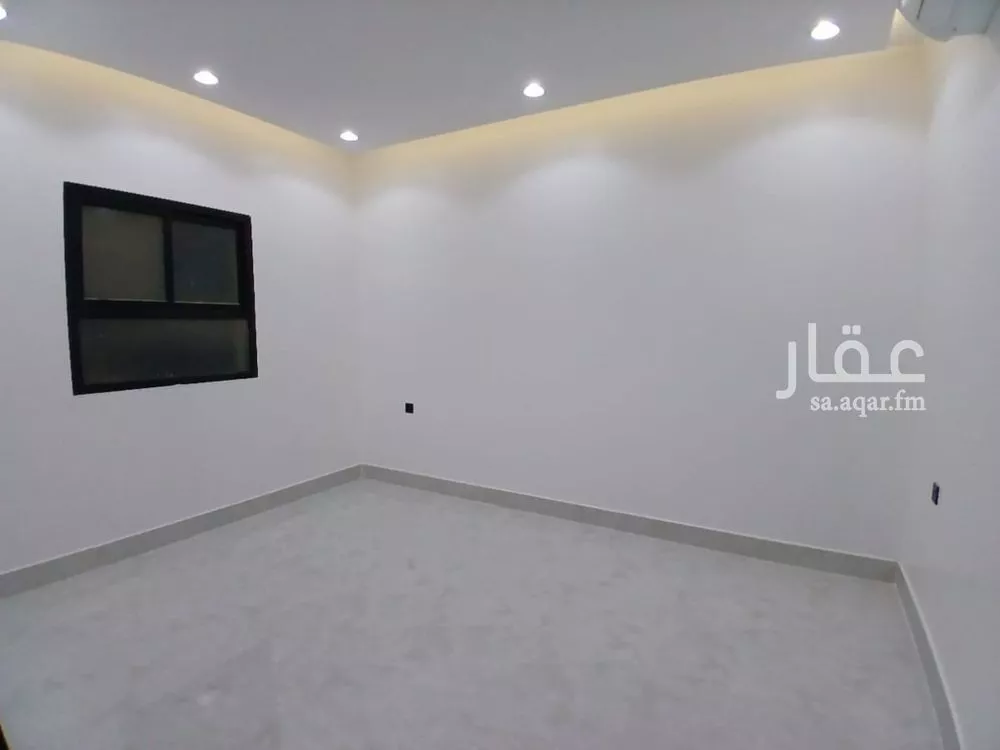4 bedroom floor in Al Rimal 2