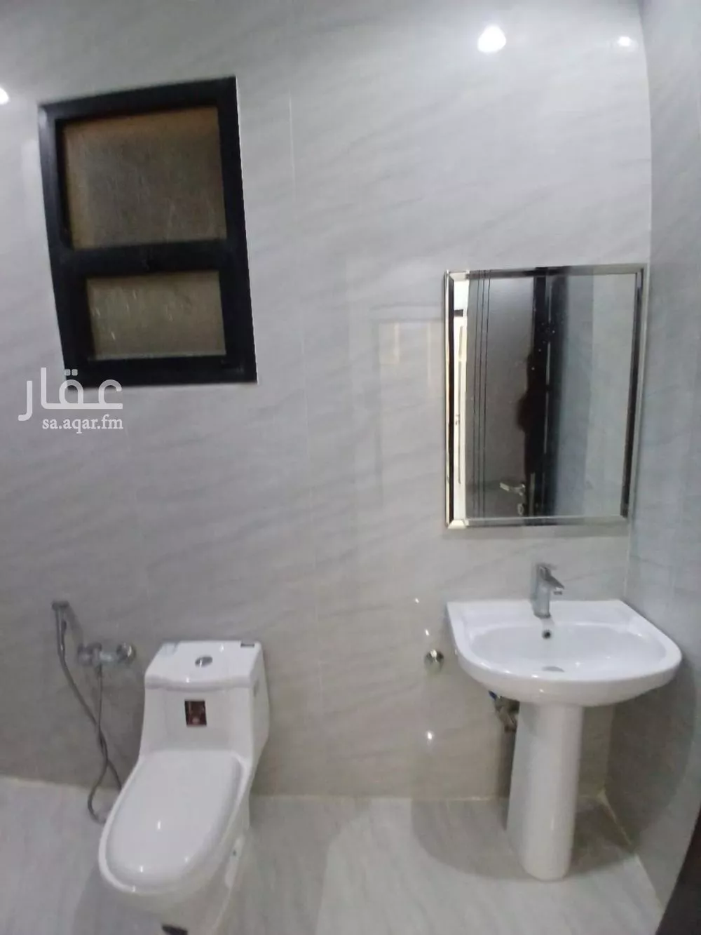 4 bedroom floor in Al Rimal 10