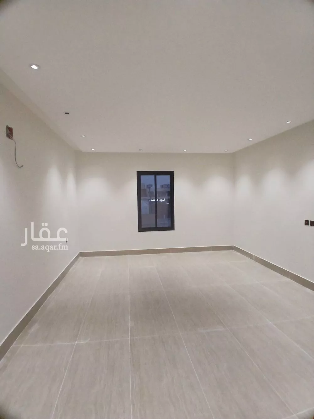 3 bedroom floor in Okaz 11