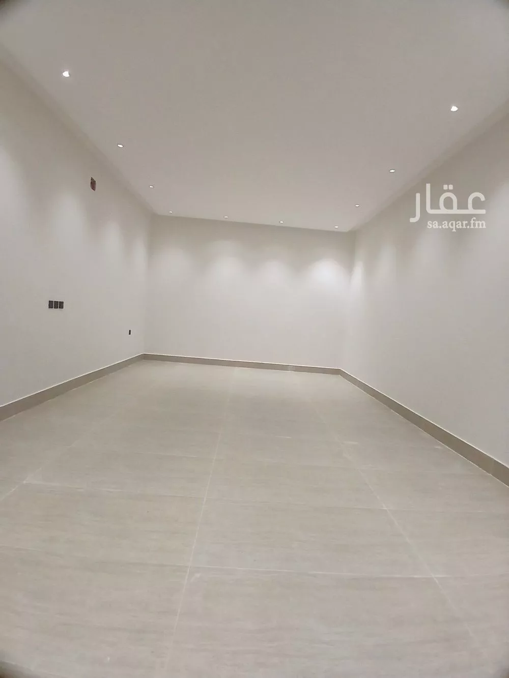 3 bedroom floor in Okaz 13