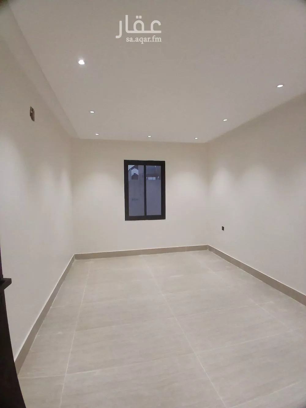 3 bedroom floor in Okaz 9