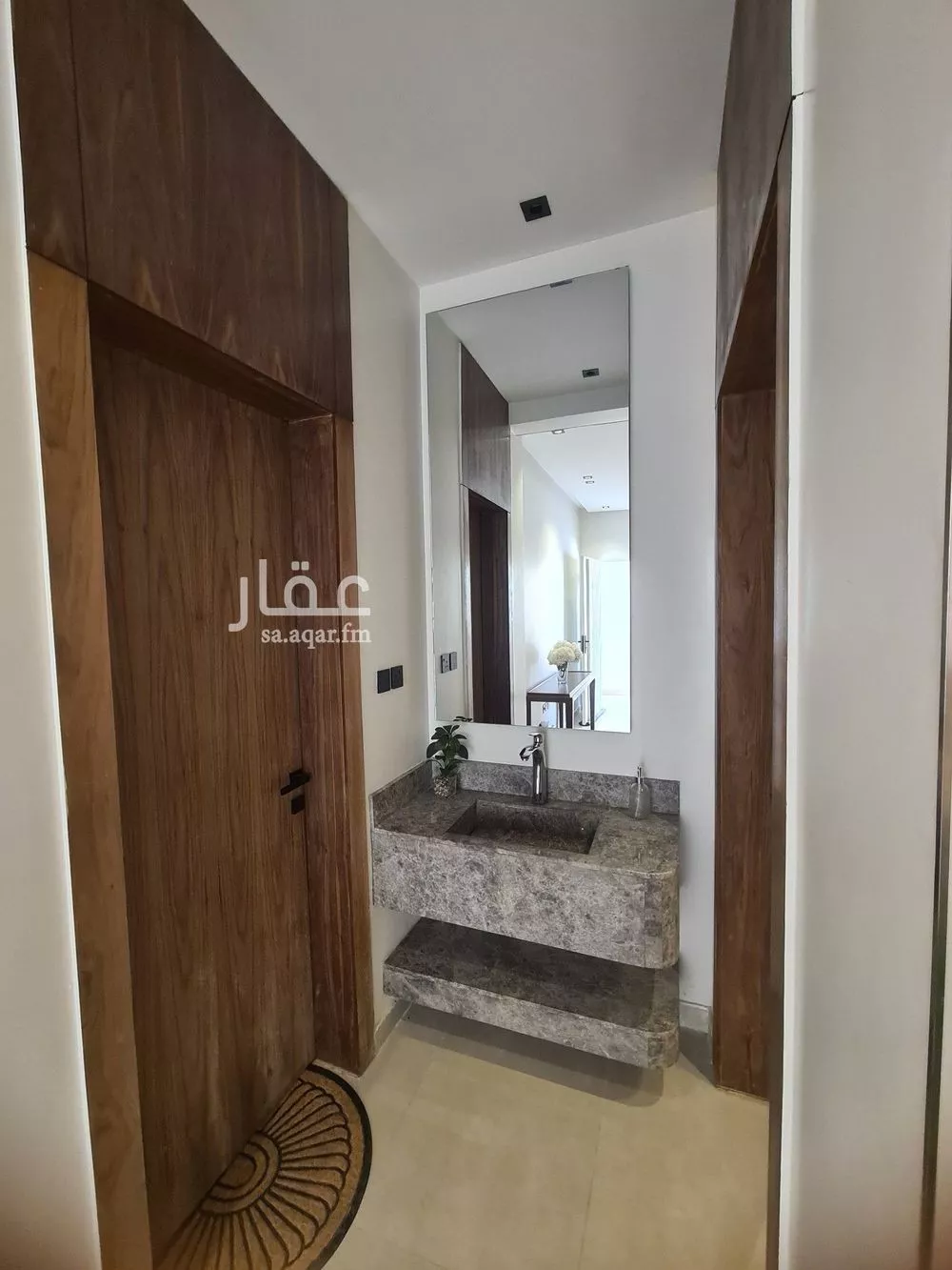 5 bedroom floor in Okaz 4