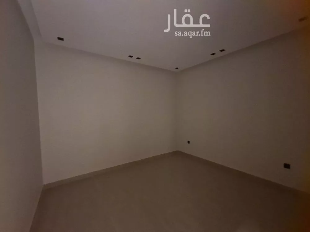 5 bedroom floor in Okaz 9