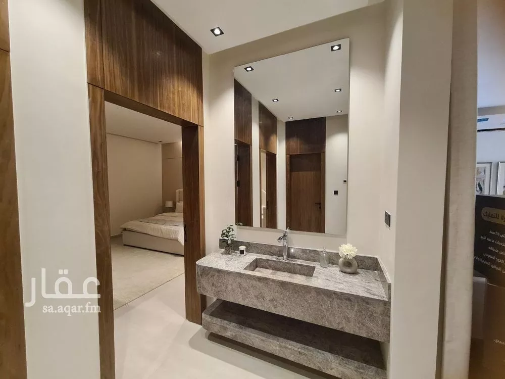 5 bedroom floor in Okaz 10