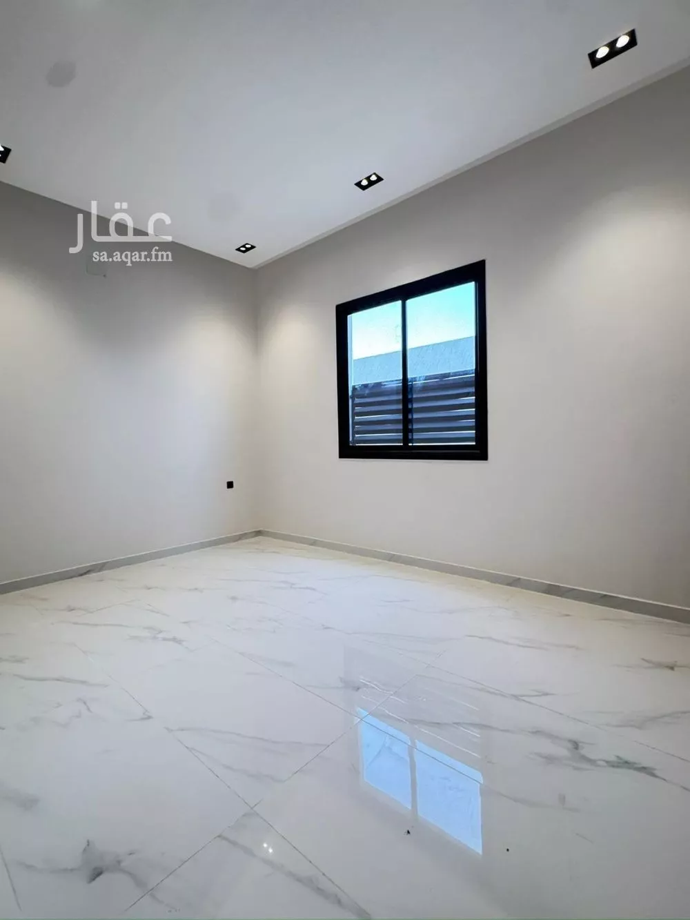 5 bedroom floor in Al Khaleej 11