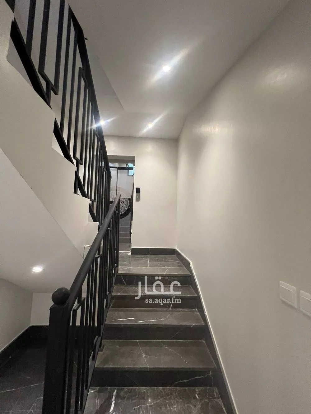 دور 3 غرف في العارض 2