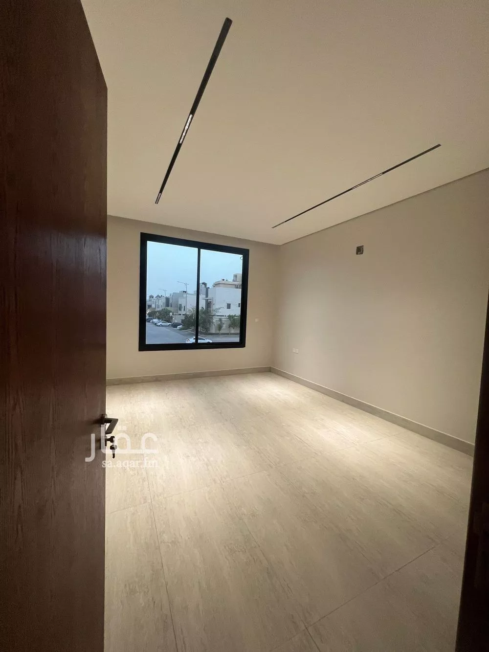 دور 3 غرف في العارض 11