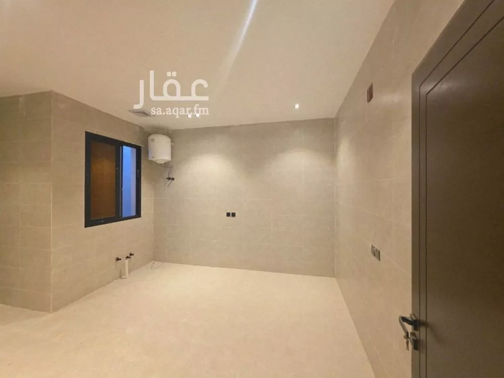 3 bedroom floor in Badr 11