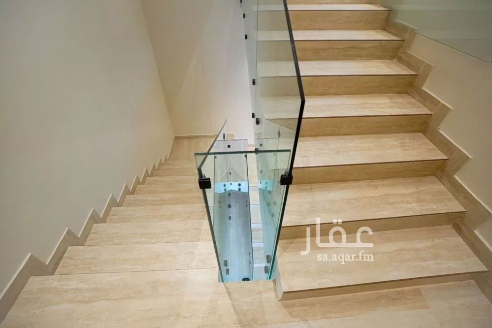 دور 5 غرف في بدر 10