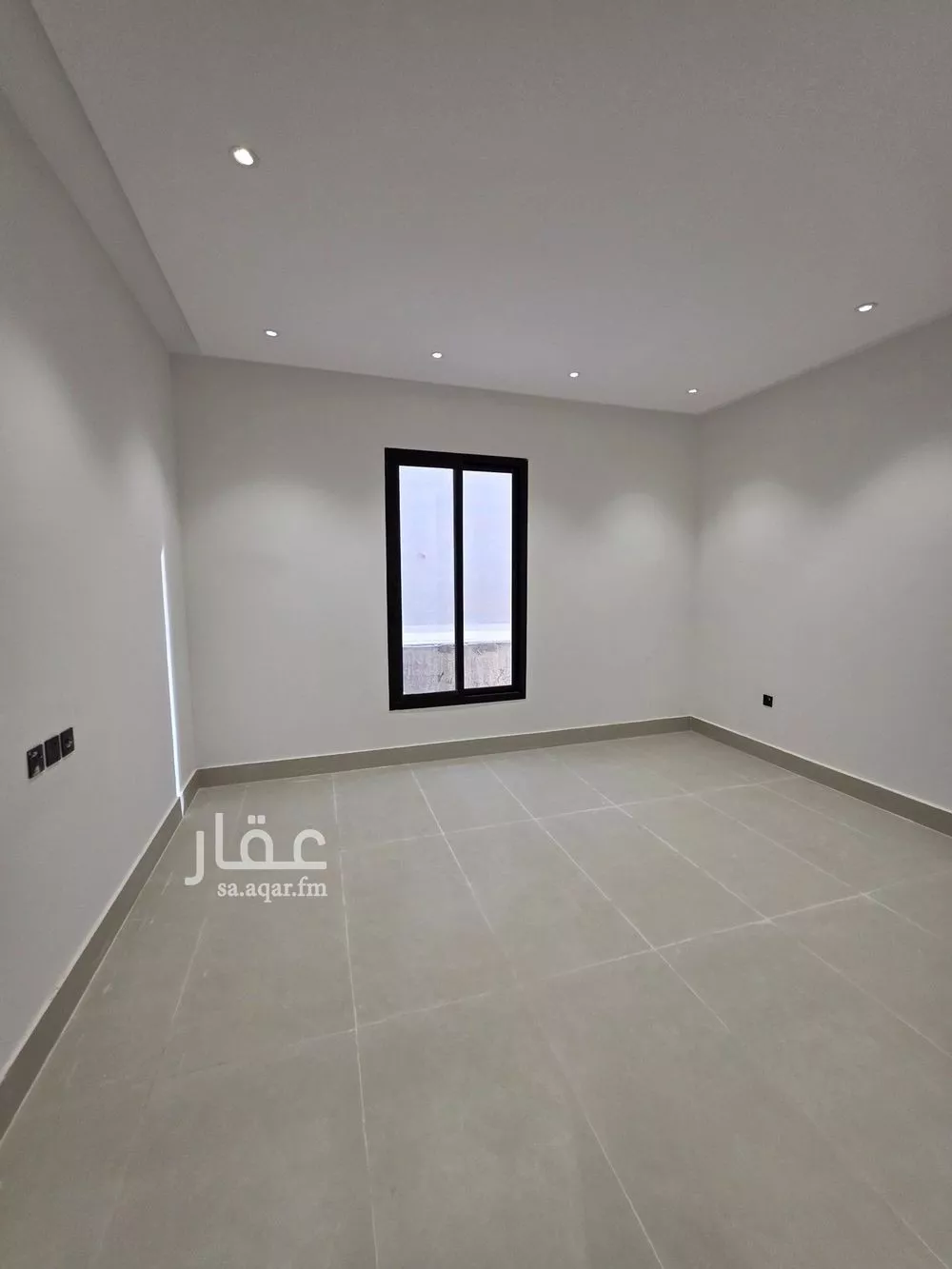 5 bedroom floor in Okaz 8