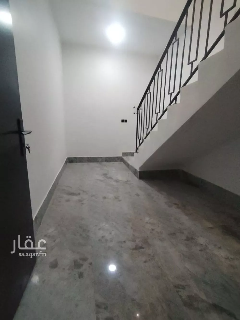 5 bedroom floor in Tuwaiq 17