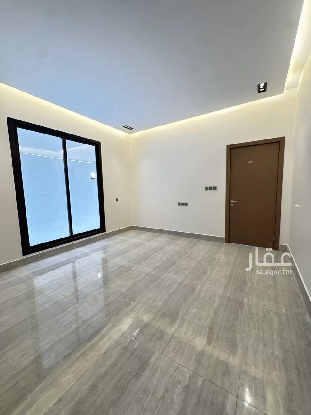 4 bedroom floor in Al Rimal 12