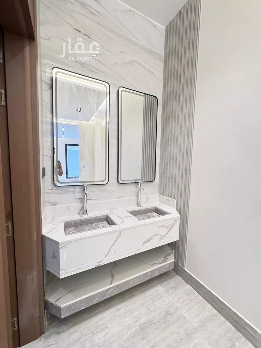 4 bedroom floor in Al Rimal 16