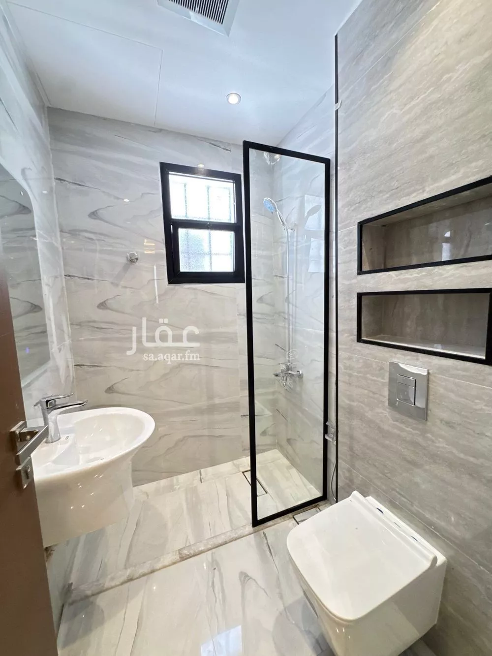 4 bedroom floor in Al Rimal 23