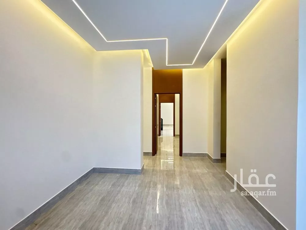 4 bedroom floor in Al Rimal 5