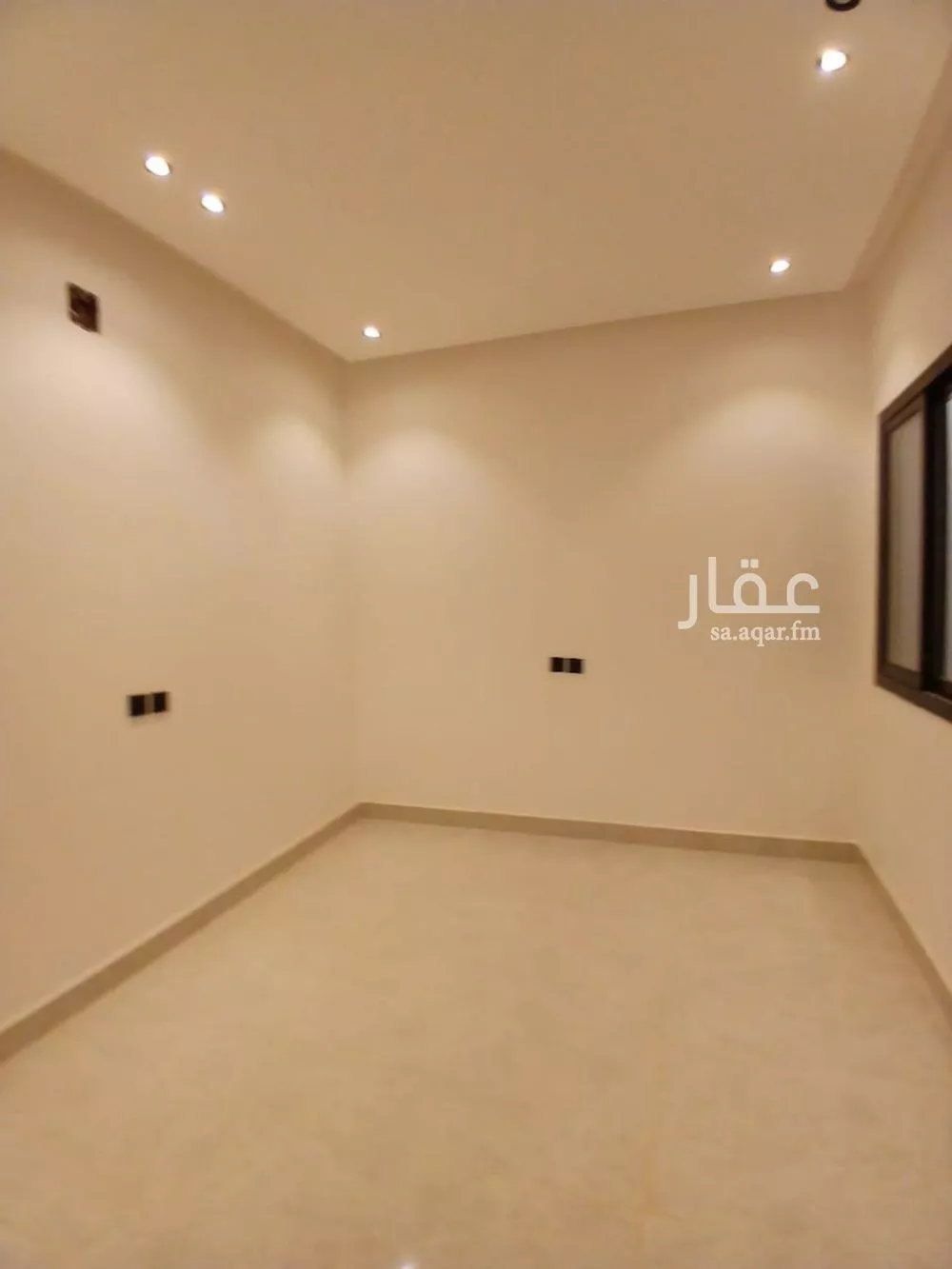 دور 5 غرف في الرمال 7