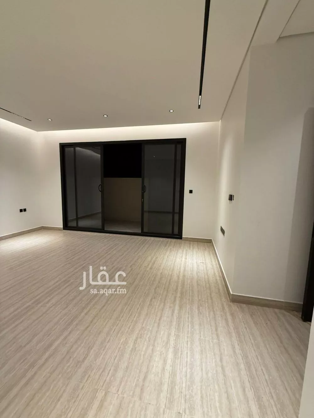 4 bedroom floor in Al Aridh 9
