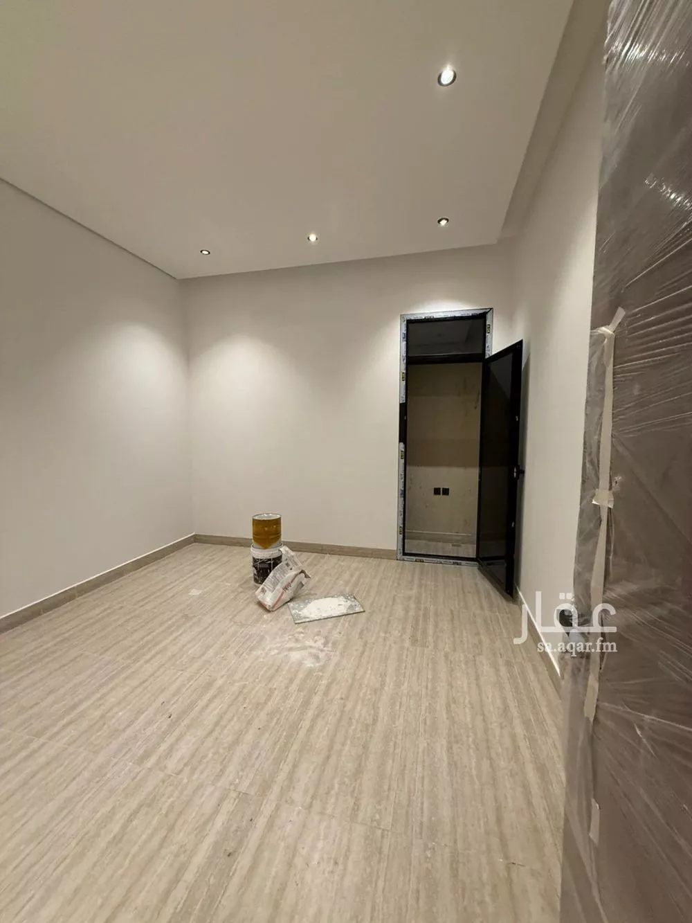 4 bedroom floor in Al Aridh 10