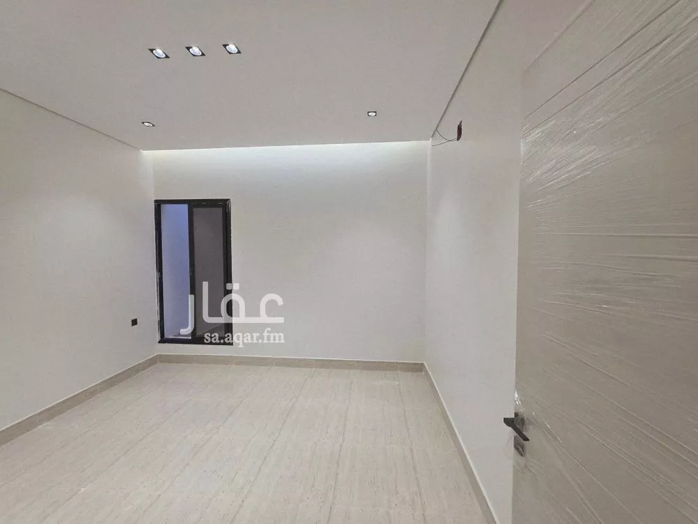 4 bedroom floor in Badr 12