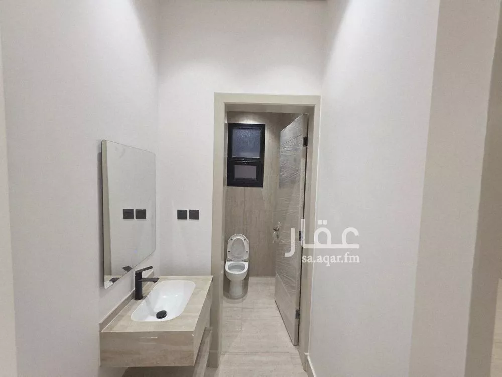 4 bedroom floor in Badr 6