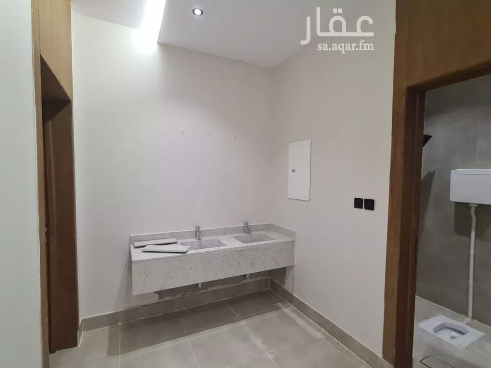 5 bedroom floor in Badr 11