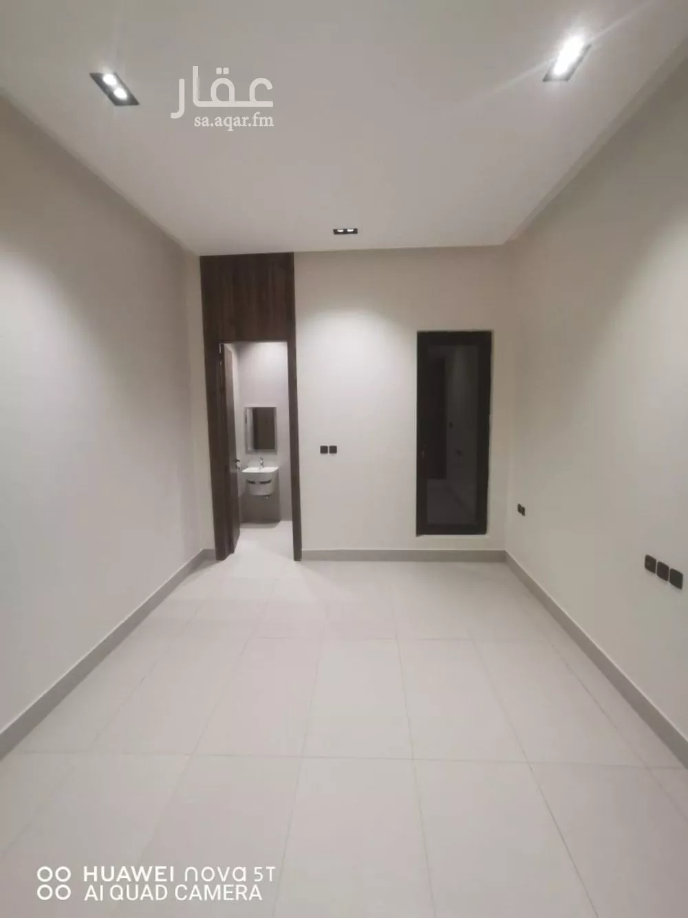 4 bedroom floor in Al Khaleej 12