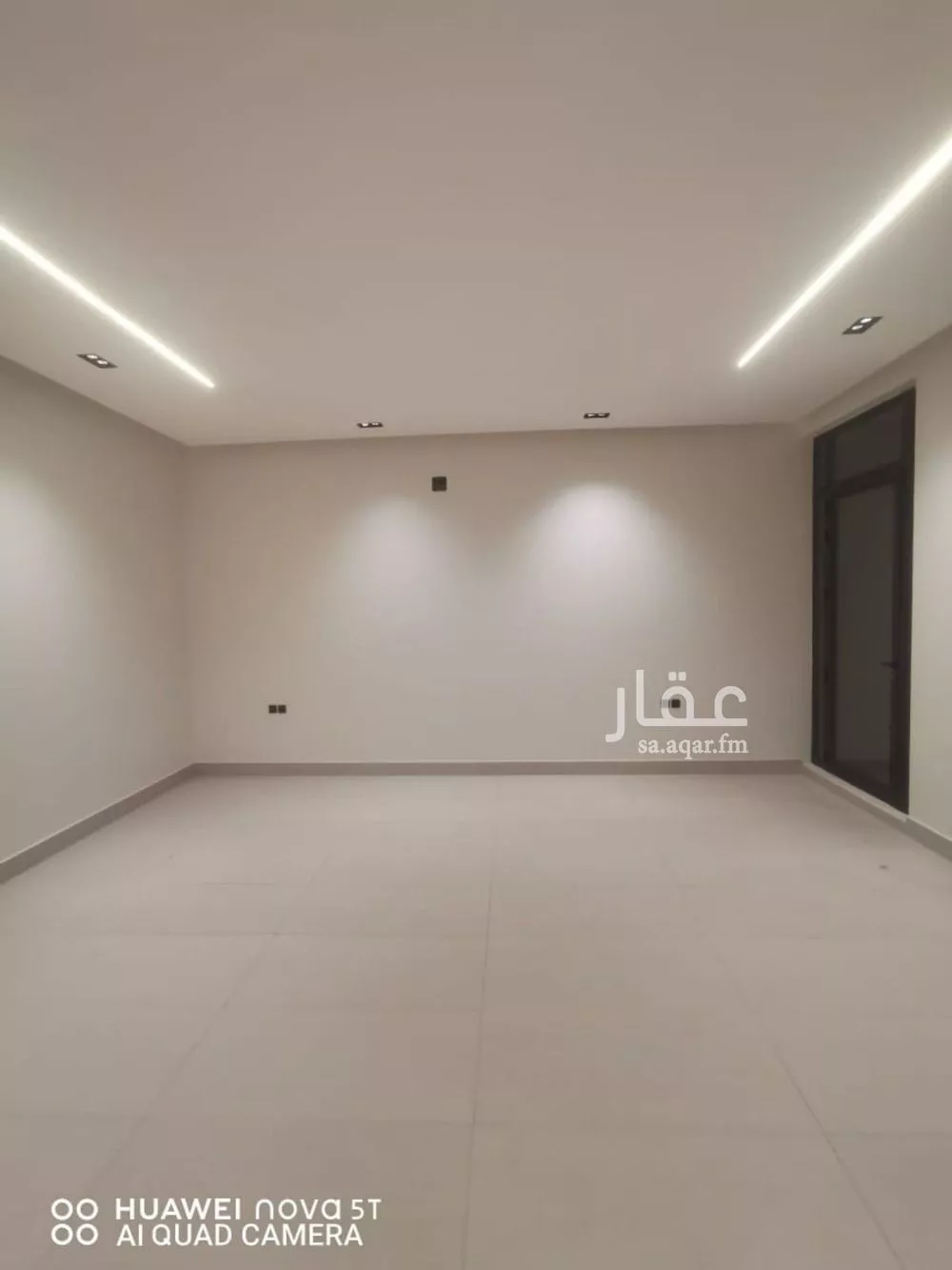 4 bedroom floor in Al Khaleej 17