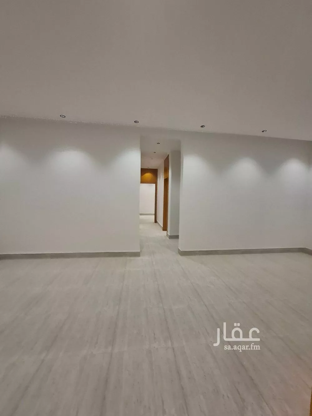 5 bedroom floor in Tuwaiq 13