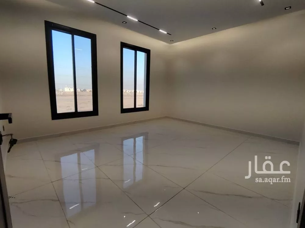 دور 5 غرف في عكاظ 15
