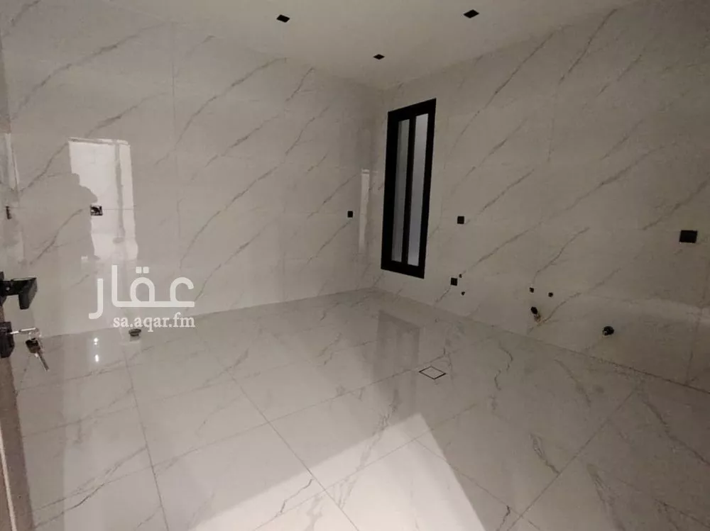 3 bedroom floor in Okaz 7