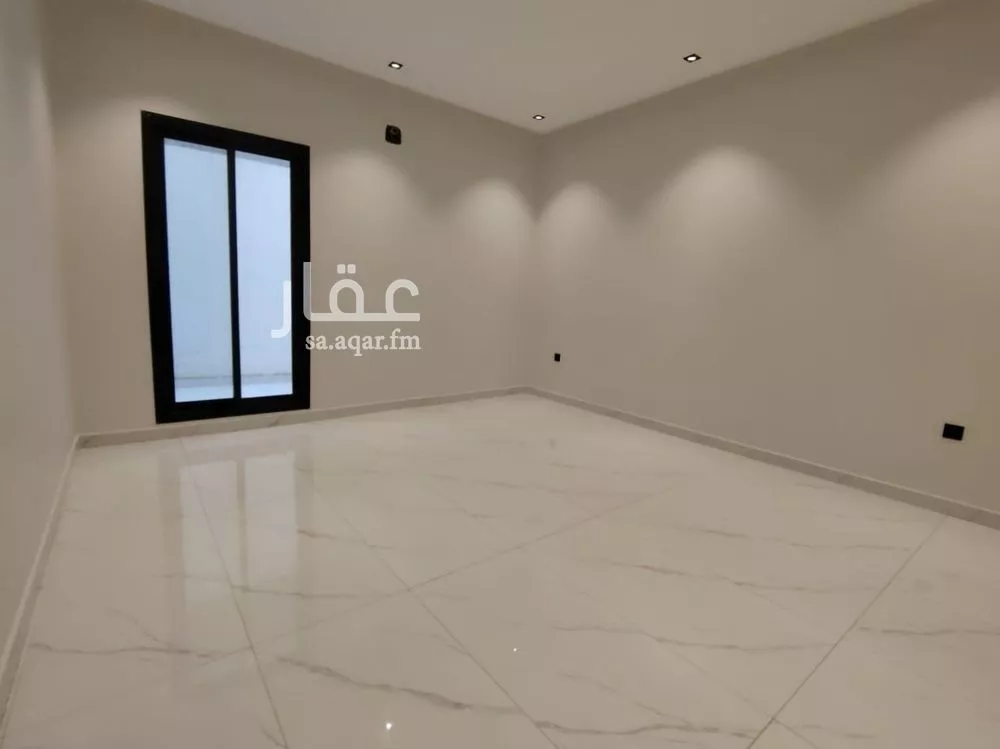 3 bedroom floor in Okaz 9
