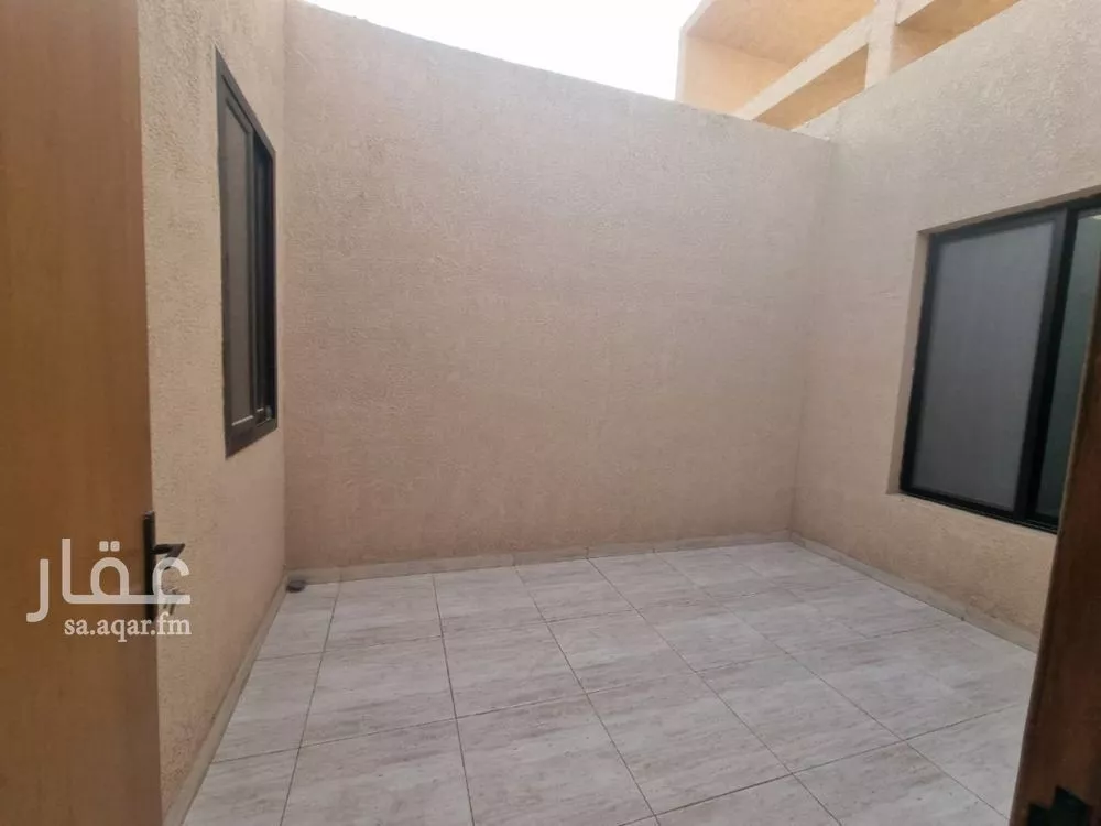 5 bedroom floor in As Suwaidi 13