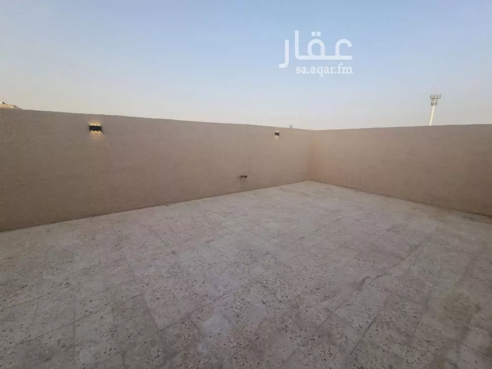 5 bedroom floor in As Suwaidi 15