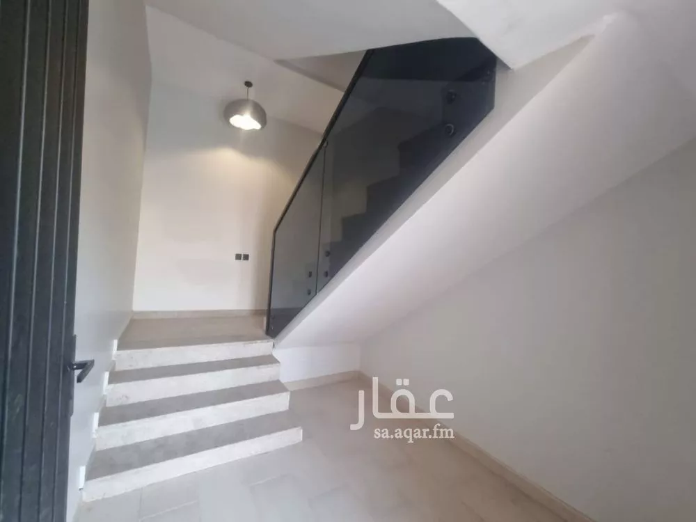 5 bedroom floor in As Suwaidi 4