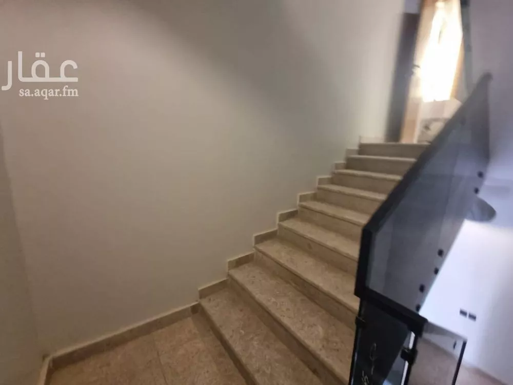 5 bedroom floor in As Suwaidi 7
