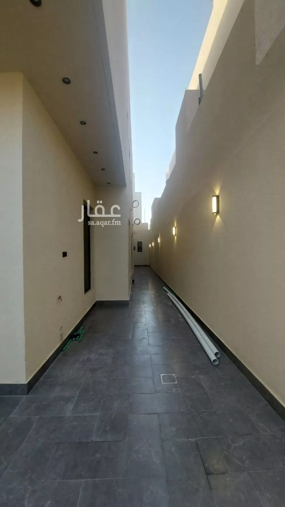 3 bedroom floor in Al Hazm 14