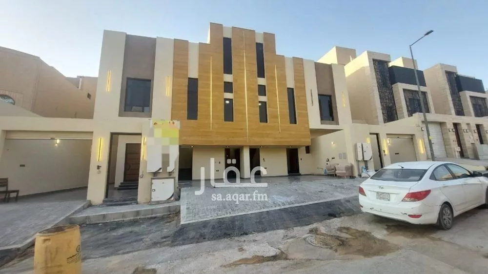 3 bedroom floor in Al Hazm 8