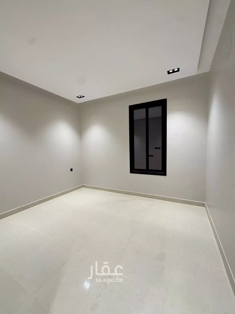 4 bedroom floor in Al Yarmouk 7